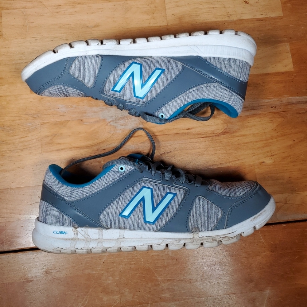New Balance 317 Cushioning Sneaker 10